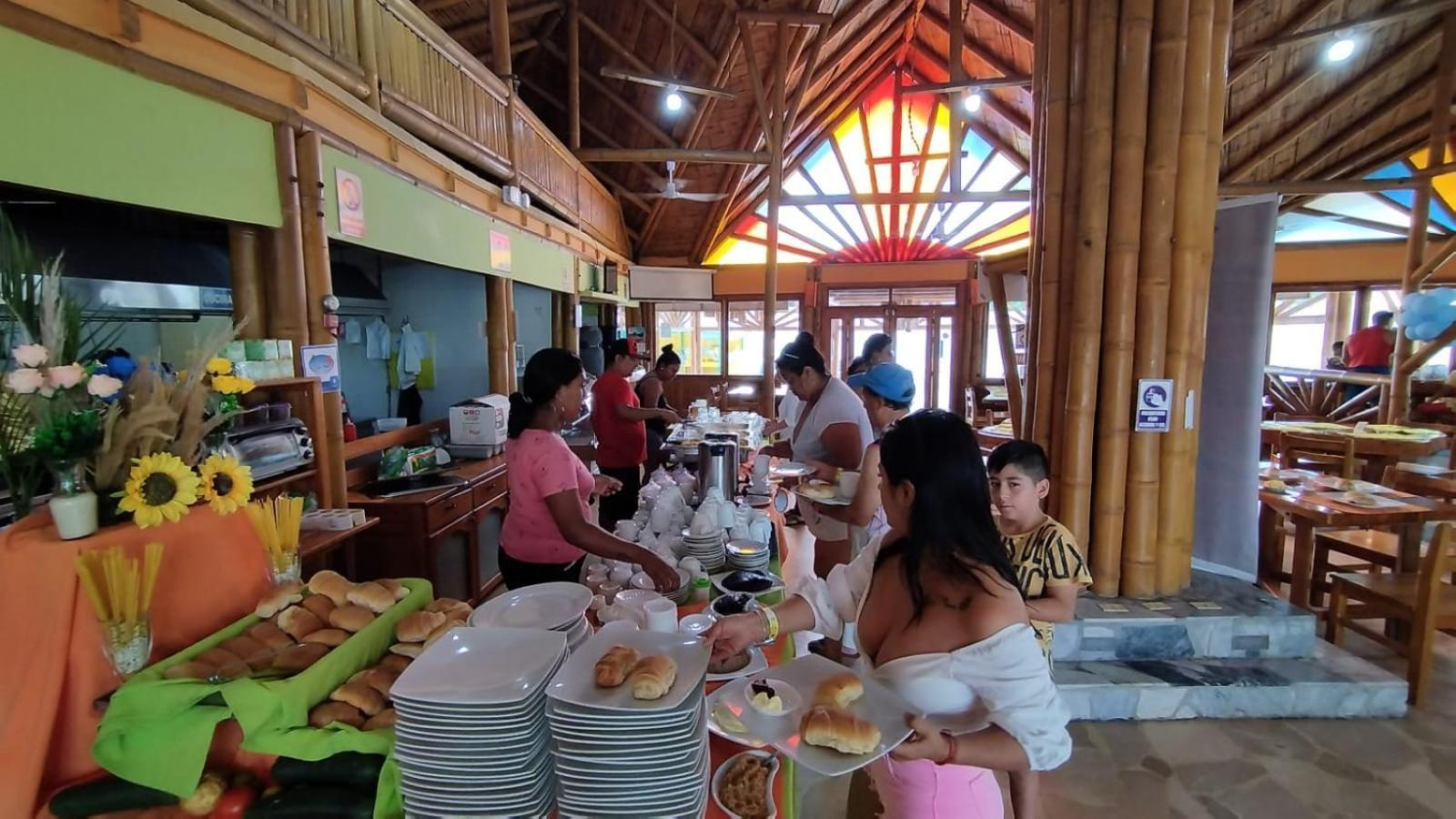 Hotel Cielo Azul Atacames Luaran gambar